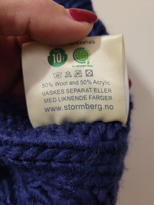 Komin granatowy Stomberg