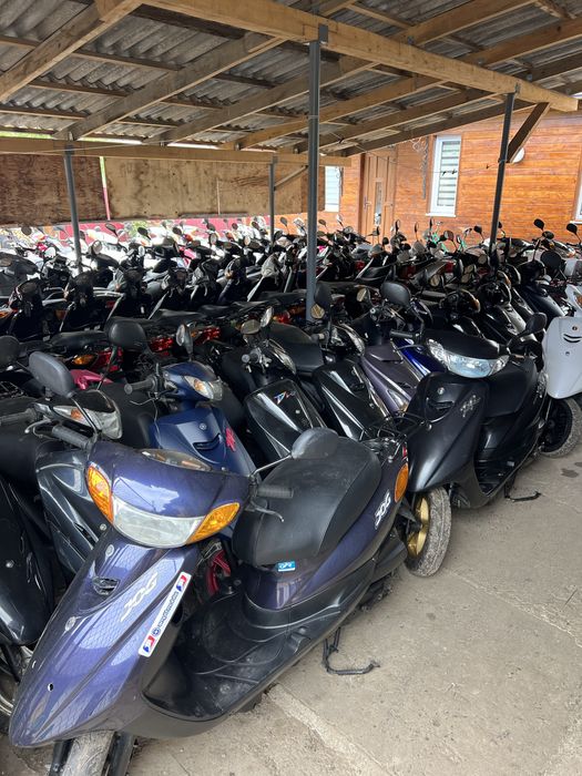 Скутери Honda Dio