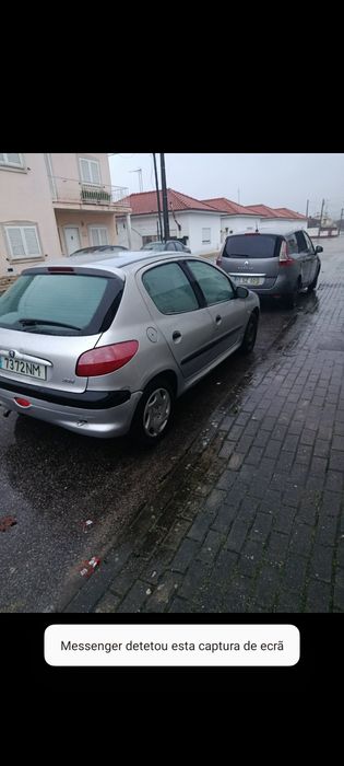 Peugeot 206 impecável