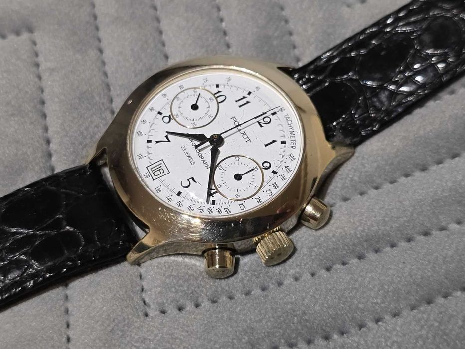 Cronógrafo Poljot 3133 russo — mostrador branco, caixa dourada, revisto