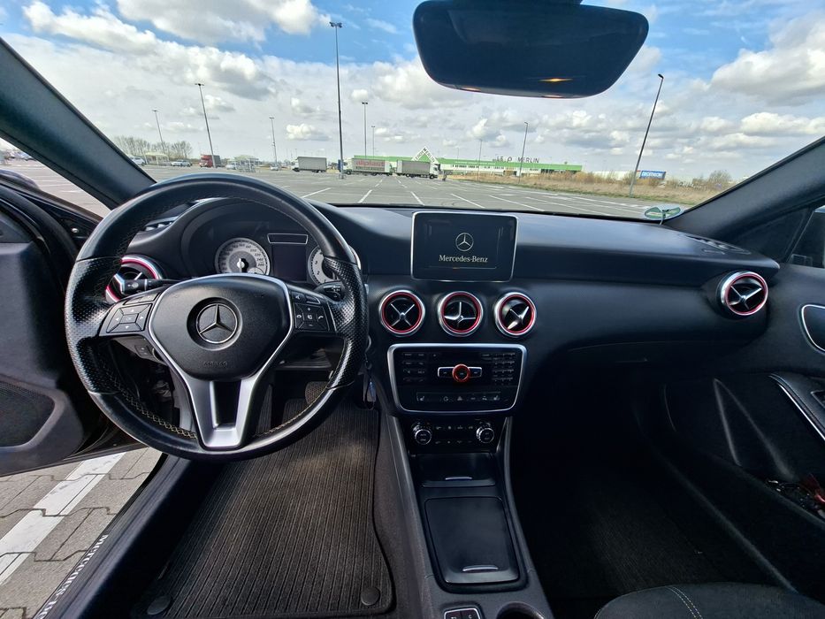 Mercedes A180 1.6 benzyna