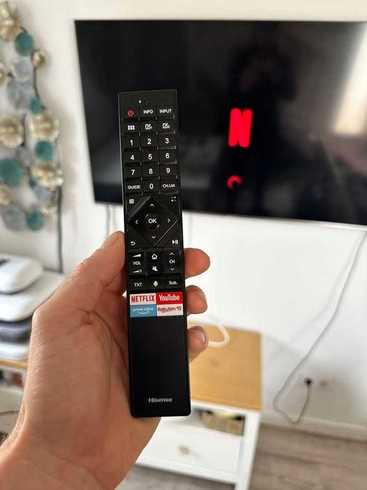 Smart TV de 55 polegadas + suporte de parede Smart TV + Wall Mount