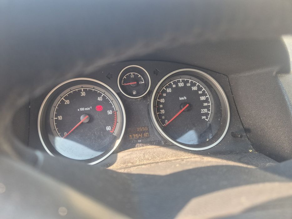 Sprzedam Opel Asta H 2006 rok 1.9 diesel