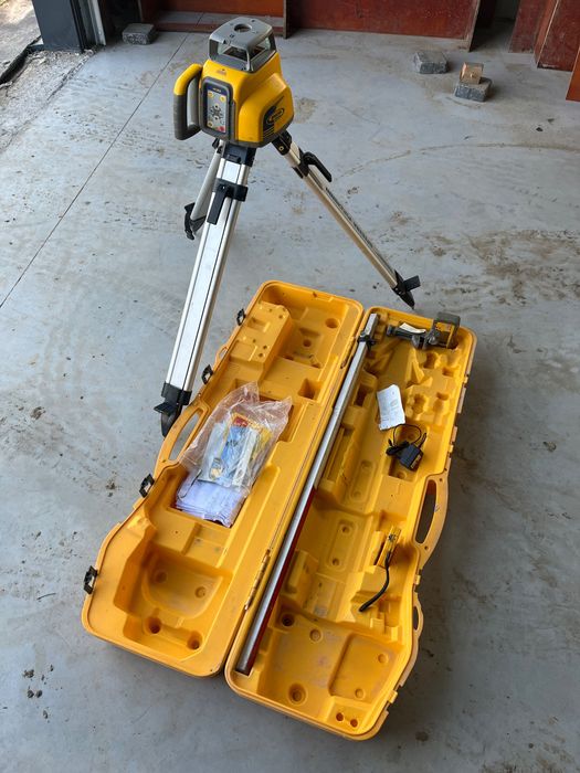 Niwelator laserowy leica spectra hv302 hv301 rugby duży zestaw ze stat