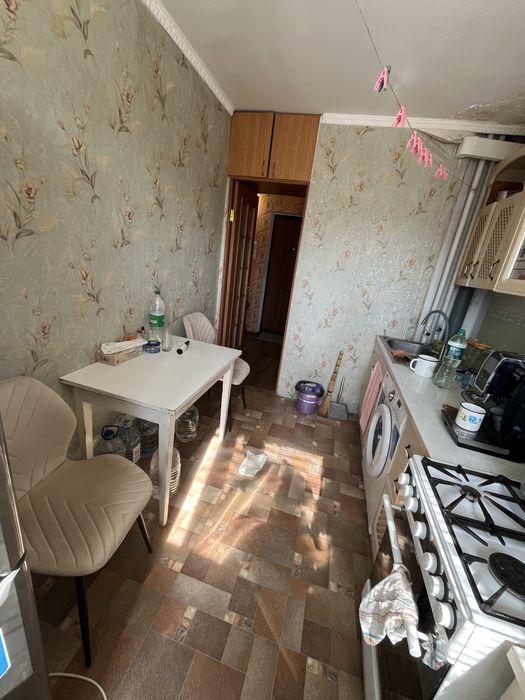 Здам двокімнатну квартиру/без тварин/площа Перемоги