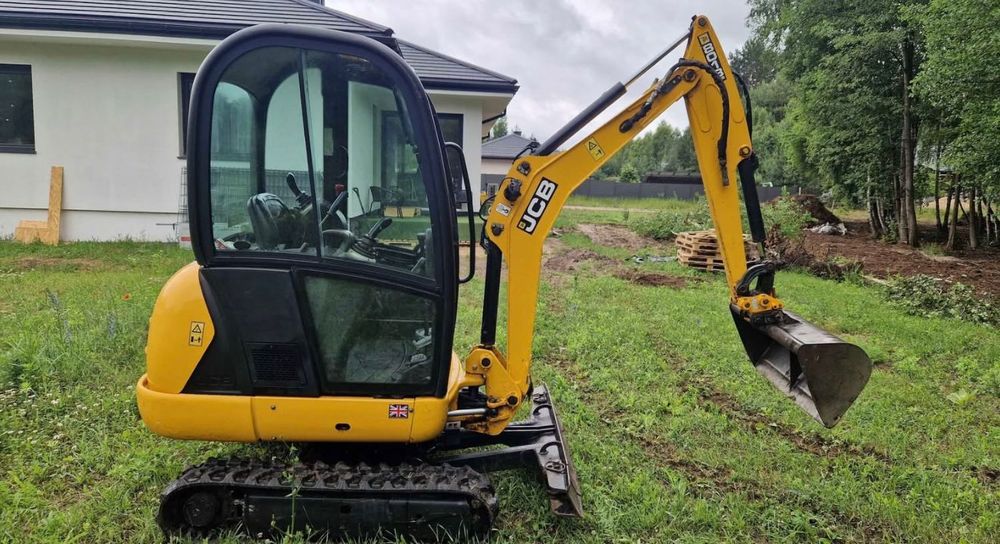 JCB 8018  Minikoparka JCB 8018 2010 rok