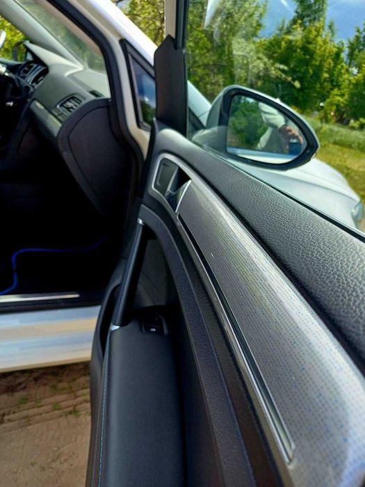 Продаж VW e-Golf