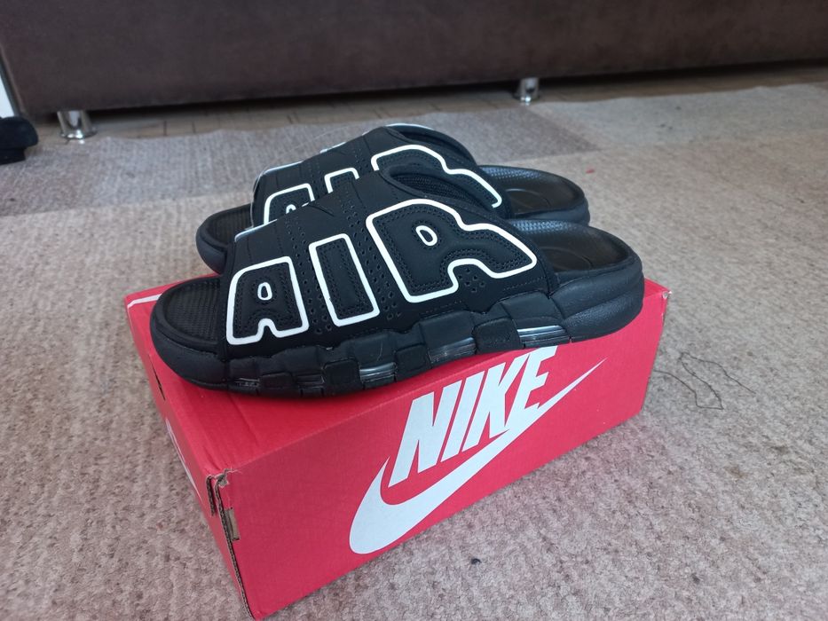 Тапки Nike Air More Uptempo OG. Jordan