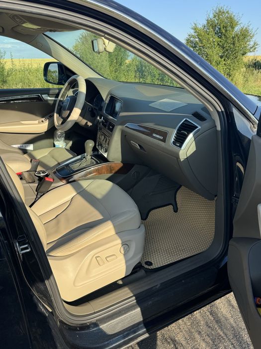 Продам Audi Q5 2010