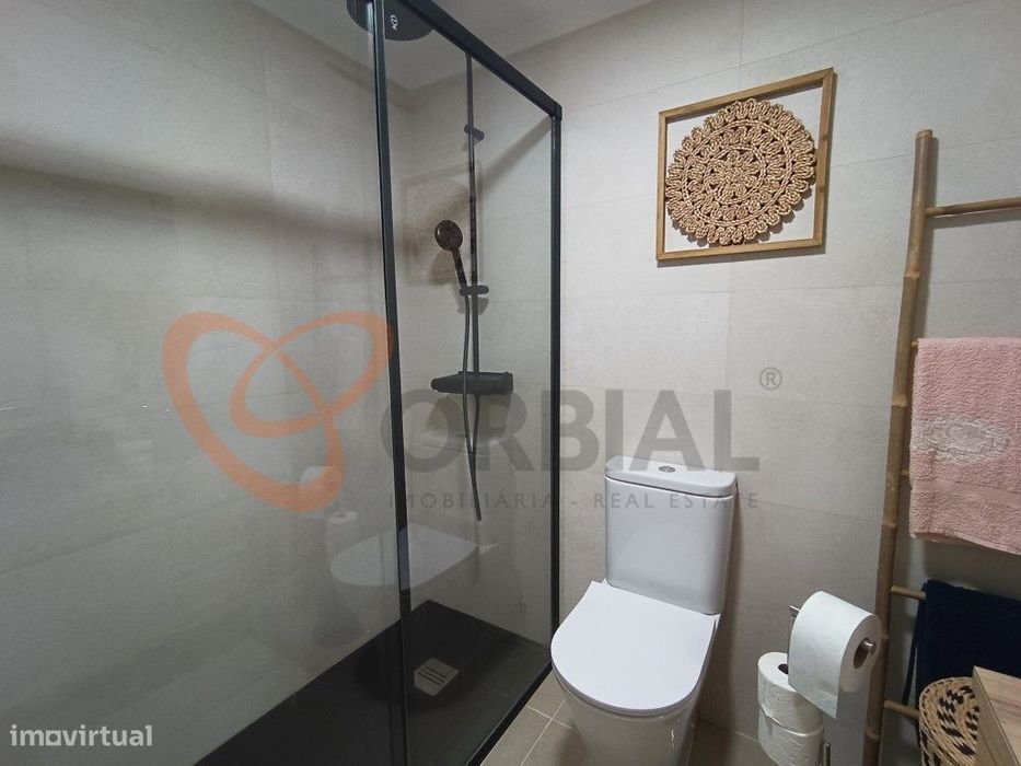 Apartamento T1 totalmente renovado para venda em Albufeira