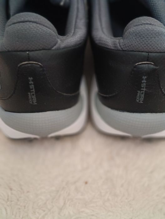 Buty do gry w golfa Under Armour 41