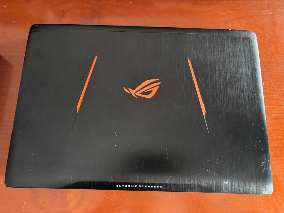 Portátil Gaming Asus ROG Strix GL502VY I7 com rato e mochila ROG