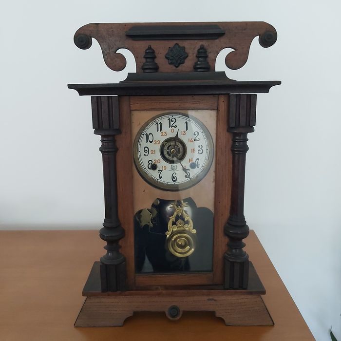 Relógio antigo - mais de 50 anos