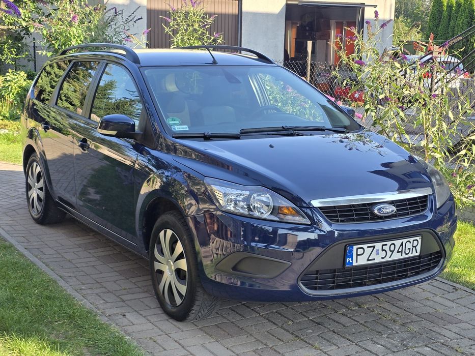 Ford Focus 1.6PB/Salon Polska/Klimatronic/Grzana przednia szyba/Sensory/Isofix/Zadbany