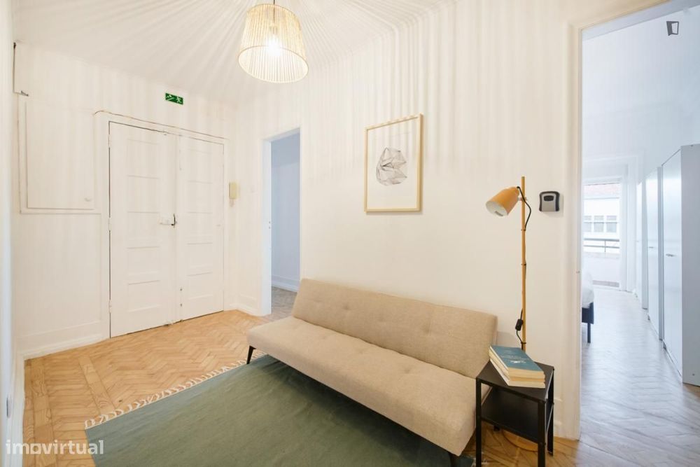 Quarto - localizado em Entrecampos Lisbon