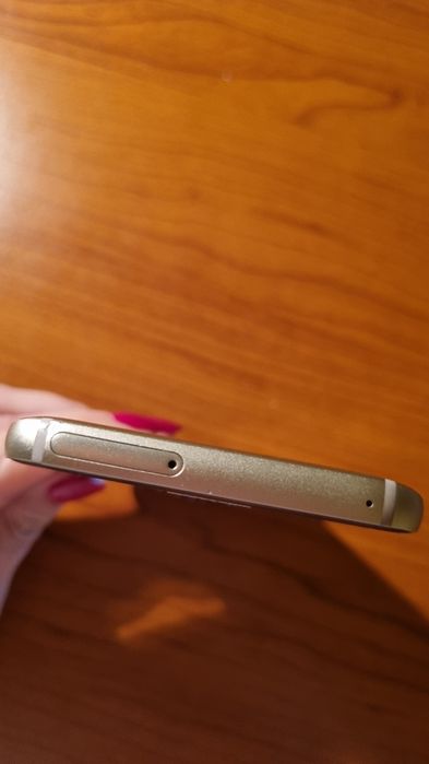 Telefon Samsung Galaxy A3 2017 Złoty bardzo dobry stan! SMA-A320FL