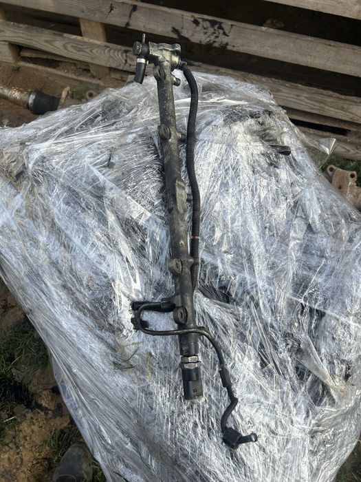 Топливна рампа,рейка мл163,Спринтер,Grand Cherokee, ом612 2.7