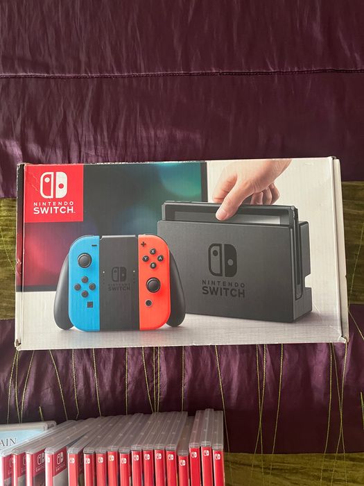 Nintendo Switch + 20 Jogos + Pro Controller + Dock + Cartão SD
