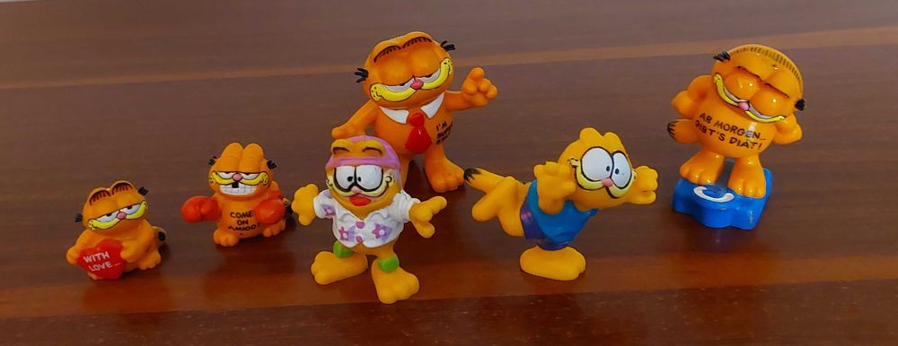 Bonecos PVC Garfield