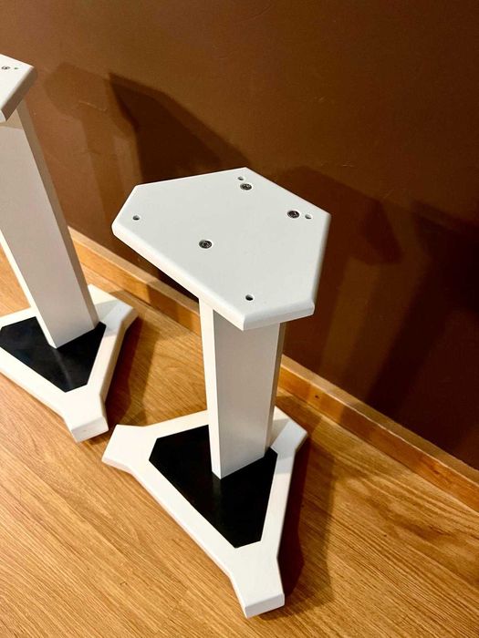 Suportes High End e cabos SPK 225 professional