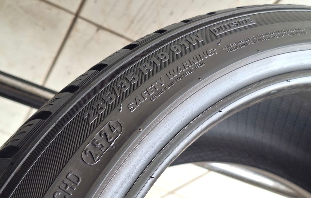 4x 235/35R19 Kumho WinterCraft WP72 2024r C/C/72dB JAK NOWE