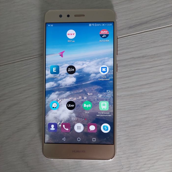 Смартфон Huawei P 10 lite 32 Gb Gold , duo + чехол+зарядное