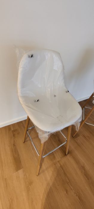 Cadeira bar JONSTRUP branco/carvalho