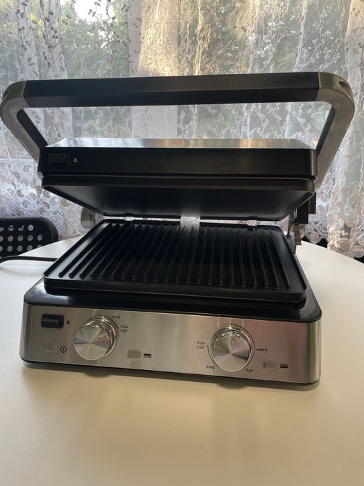 Мульти гриль BRAUN CG7020