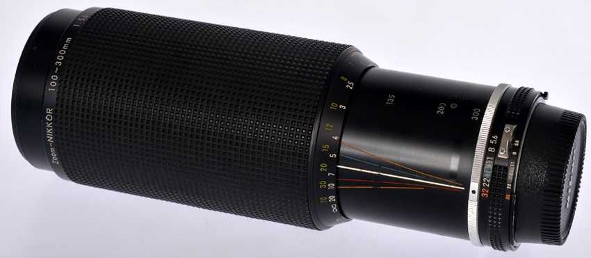 Teleobiektyw Nikon Nikkor 100-300mm F/5,6 600 zł