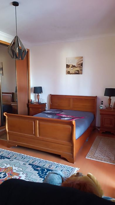 Quarto em Moradia