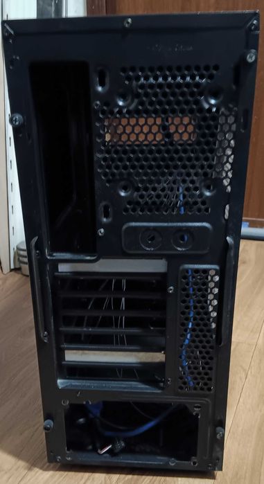 Caixa ATX da DeepCool usada para PC para venda