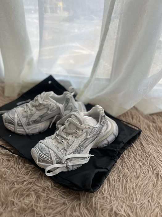Balenciaga 3XL білі з сірими вставками