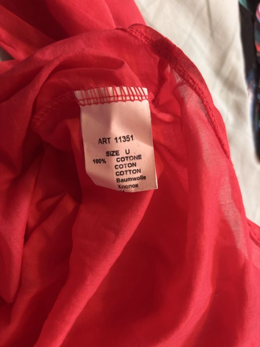Camisa vermelha fina