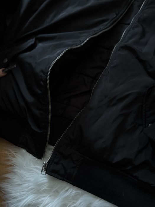 Бомбер H/M чорний