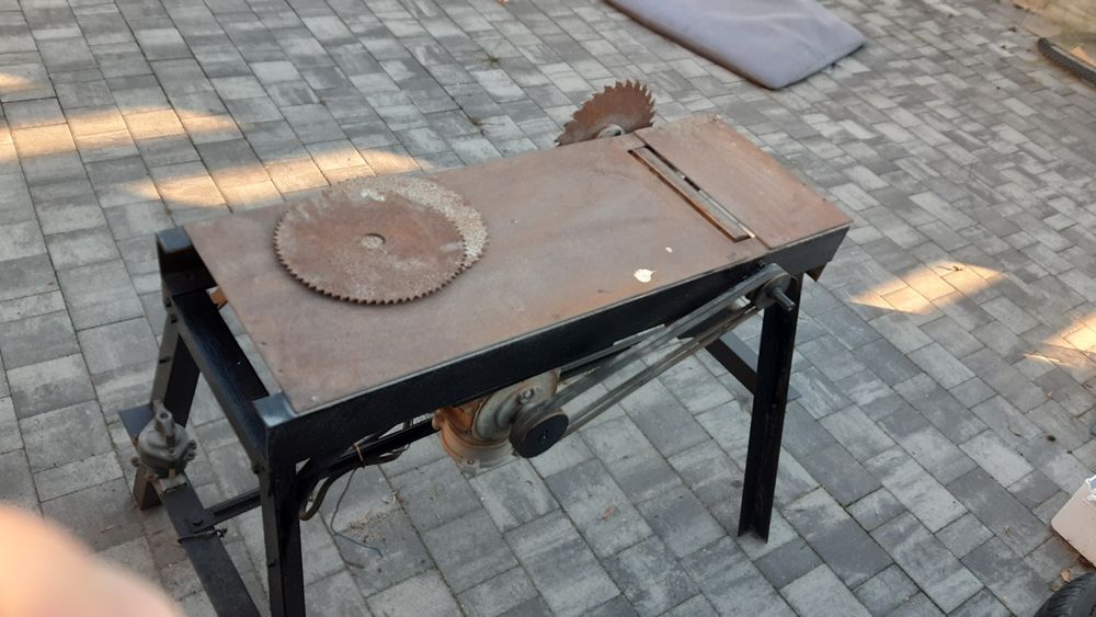 Stara krajzega heblarka z prl-u