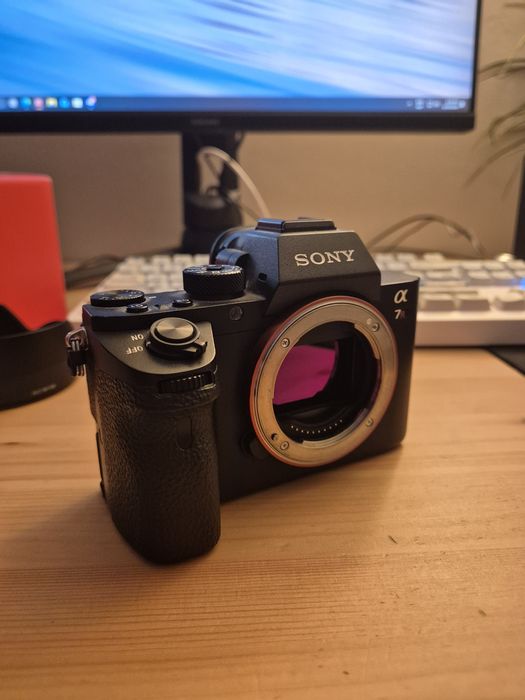 Aparat Sony Alpha A7rII + Grip