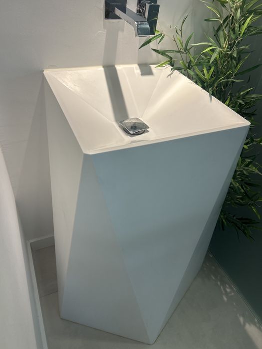Bacia com design unico