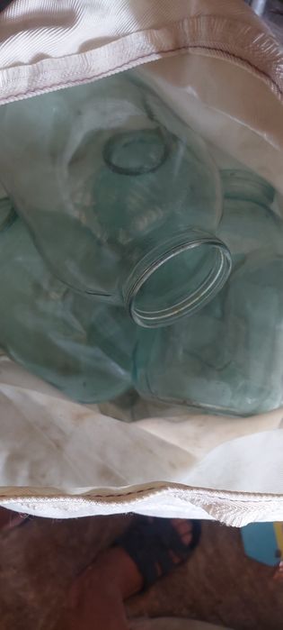 Банки 05, 1, 3 литра целые не щербатые