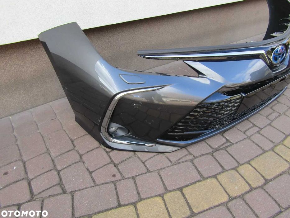Zderzak Przód Kompletny Toyota Corolla E21 Sedan Lift 1G3 23 26R