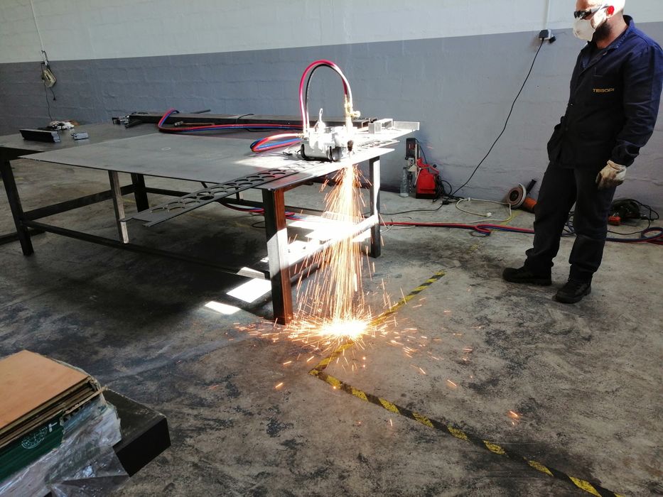 Carro de corte IK 12 Beatle com guia e acessórios