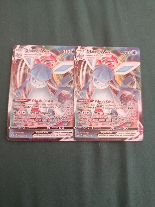 Lote Cartas Pokémon Eeveelutions Ultra Raras (Sylveon VMAX, Umbreon V, Glaceon VMAX x2) - Espanhol