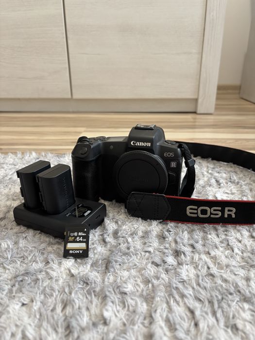 Canon EOS R Body (stan idealny) + karta 64GB Sony + ładowarka Newell + 2 baterie