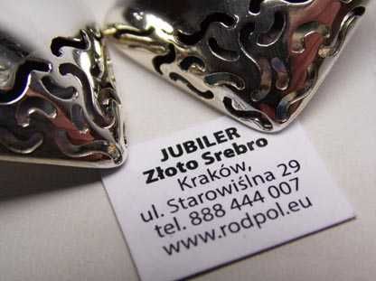 Srebrne pękate kolczyki romby wycinane ozdoby sztyfty