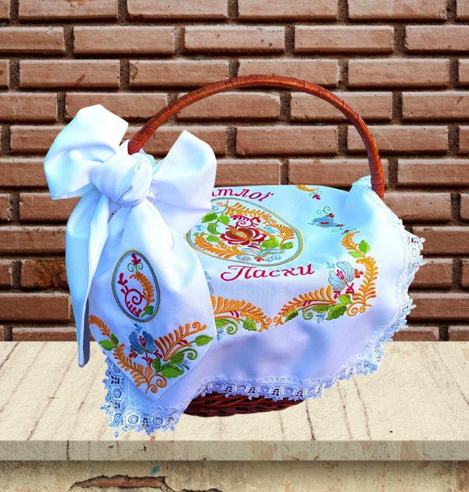 Великодній вишитий набір, вишитий рушник на пасху