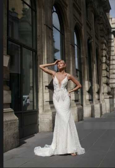 Suknia Ślubna Rybka 34