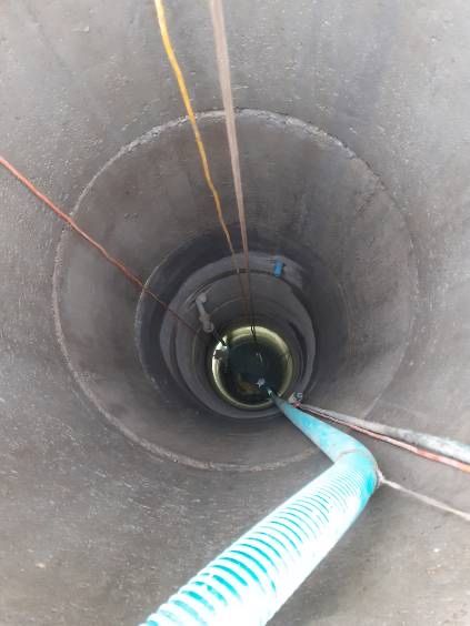 Kopanie studni - czyszczenie