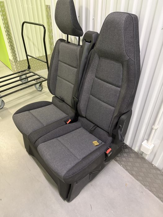 Podwójne siedzenie Renault Master 2024-