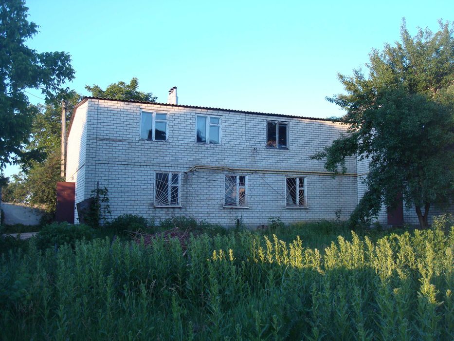 Продам, Швейный цех (частный дом)  460 м.кв. пгт Бабаи, Харьков.