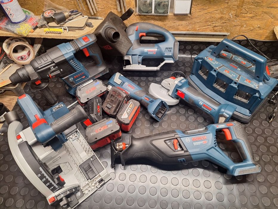 Elektronarzędzia Bosch z bateriami **ZESTAW**