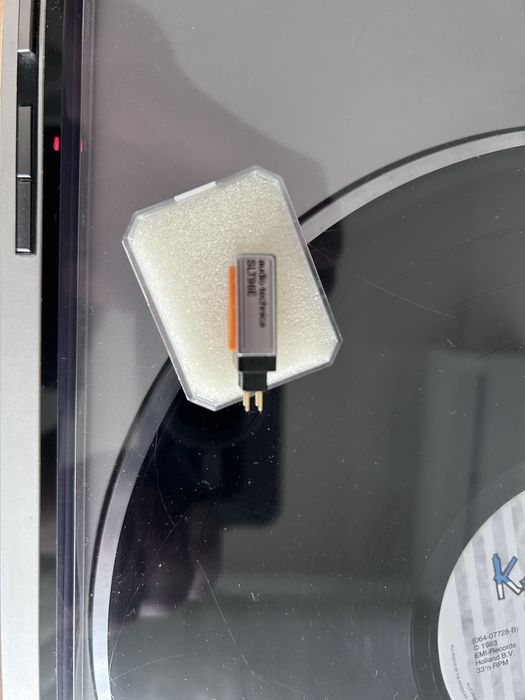 Gramofon Technics SL-QL1
